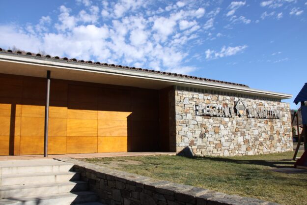 Piscina façana